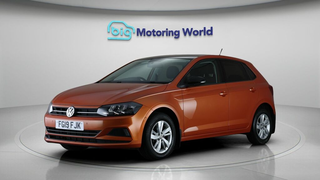 Volkswagen Polo Se FG19FJK Orange #3