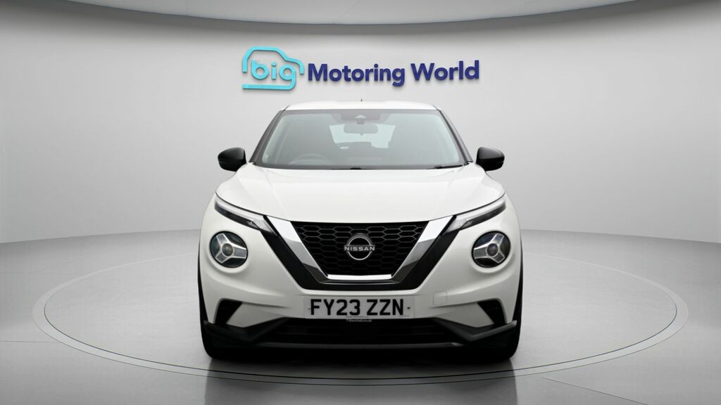 Nissan Juke Acenta FY23ZZN White #2