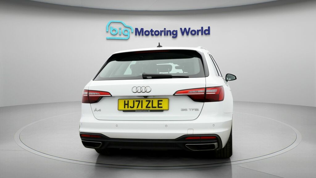 Audi A4 Avant Technik HJ71ZLE White #6
