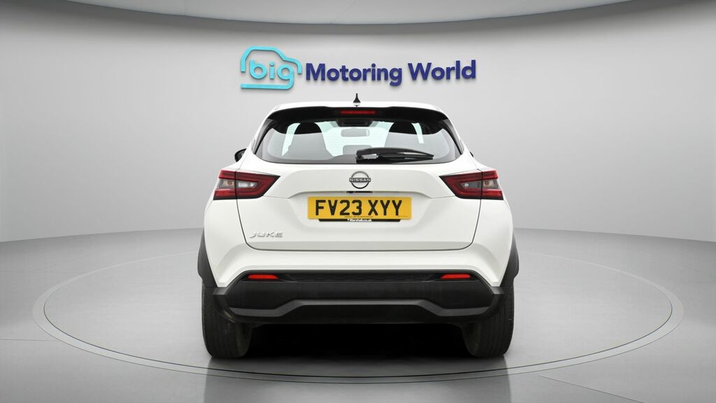 Nissan Juke Acenta FV23XYY White #6