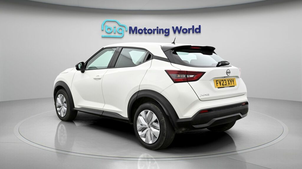Nissan Juke Acenta FV23XYY White #5