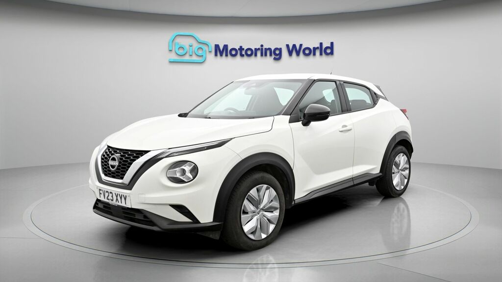 Nissan Juke Acenta FV23XYY White #3