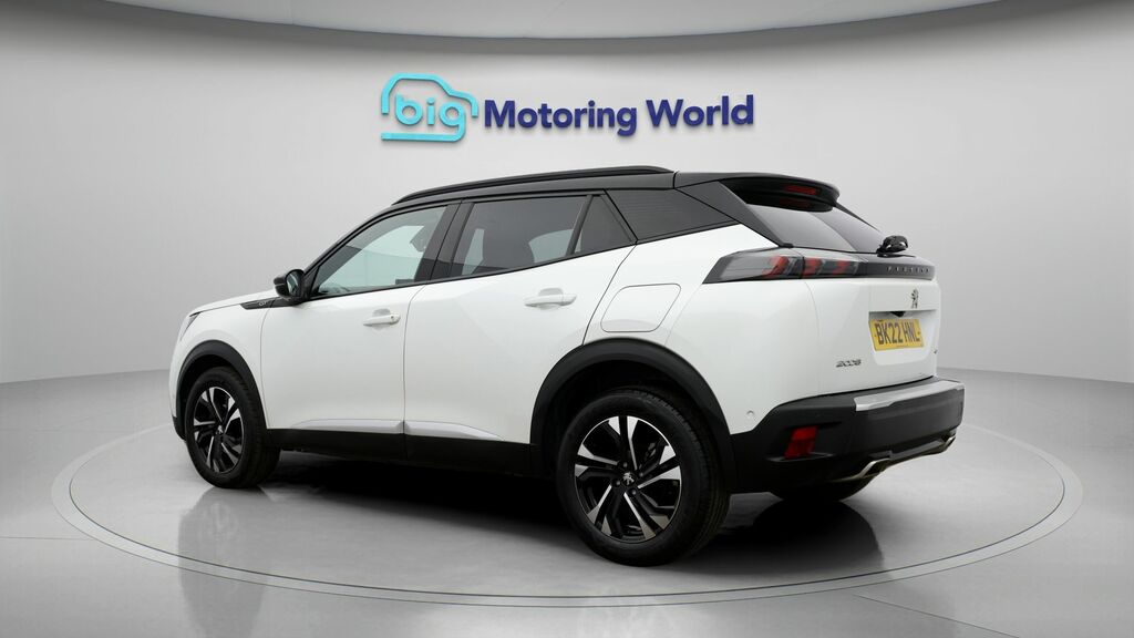 Peugeot 2008 Gt White #5