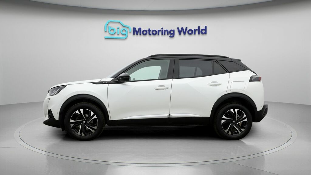 Peugeot 2008 Gt White #4