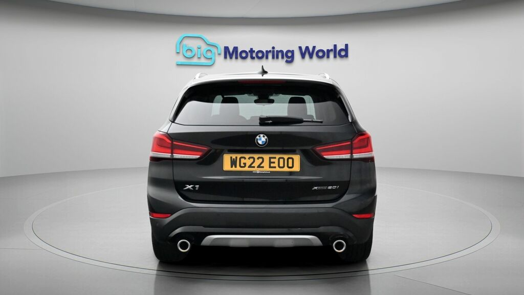 BMW X1 Xline Black #6