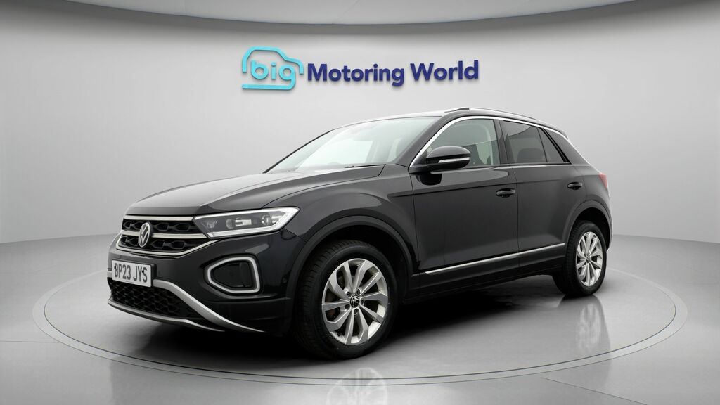 Volkswagen T-Roc Style Black #3