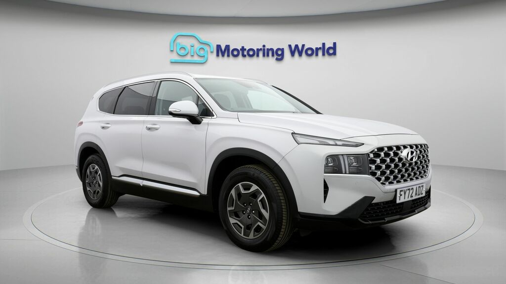 Hyundai Santa Fe Premium White