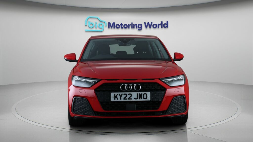 Audi A1 Technik Red #2