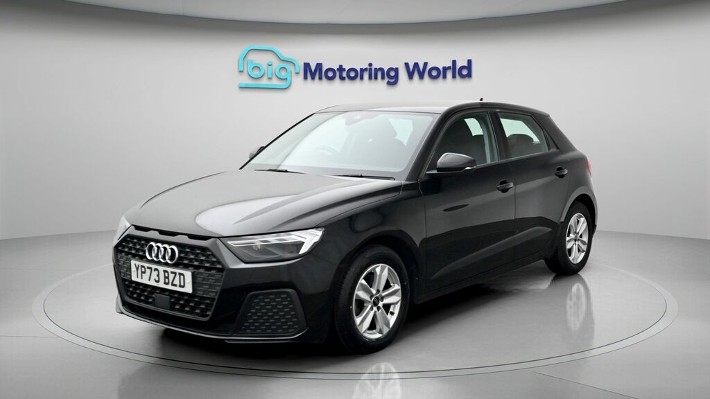 Audi A1 Technik Black #3