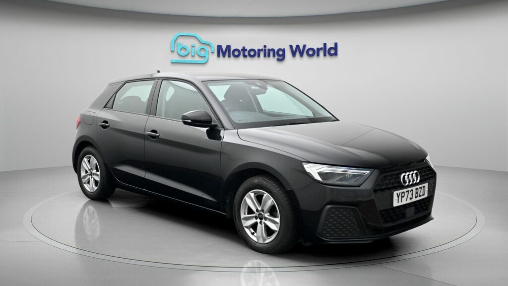 Audi A1 Technik Black