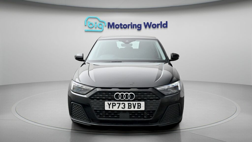 Audi A1 Technik YP73BVB Black #2