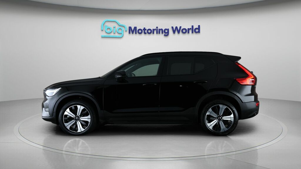 Volvo XC40 Core Black #4