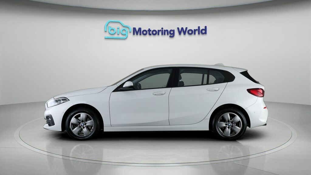 BMW 1 Series Se AP72HFV White #4