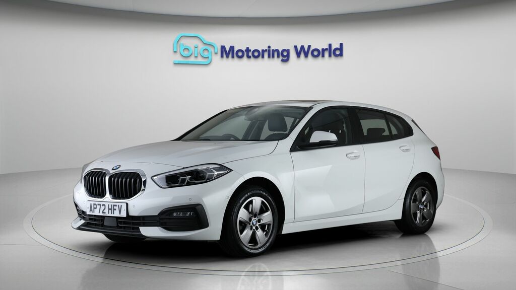 BMW 1 Series Se AP72HFV White #3