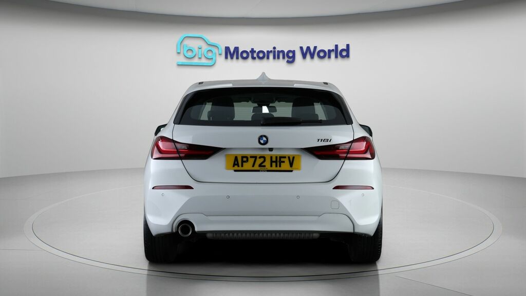BMW 1 Series Se AP72HFV White #6