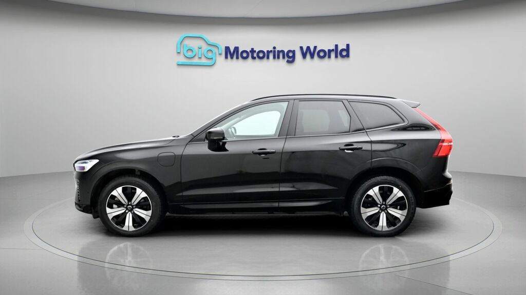 Volvo XC60 Plus Black #4