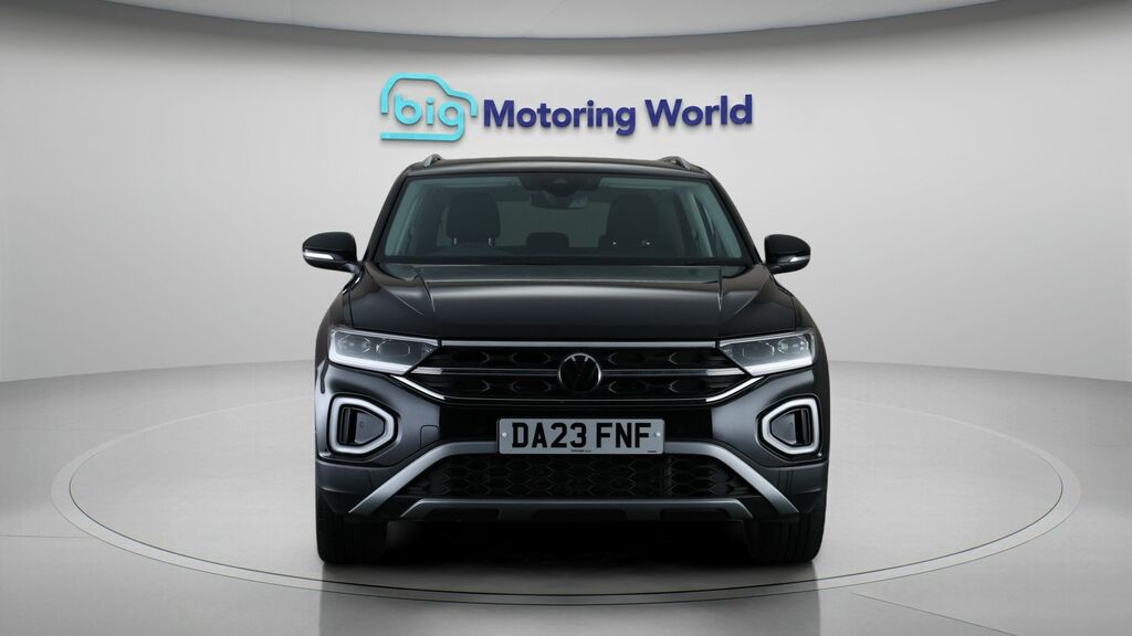 Volkswagen T-Roc Style Black #2