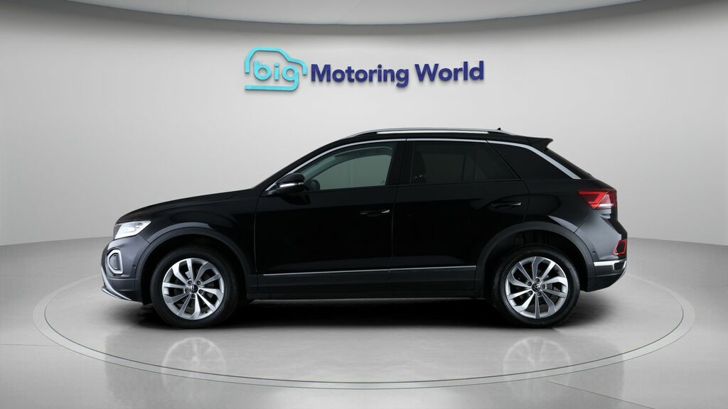 Volkswagen T-Roc Style Black #4