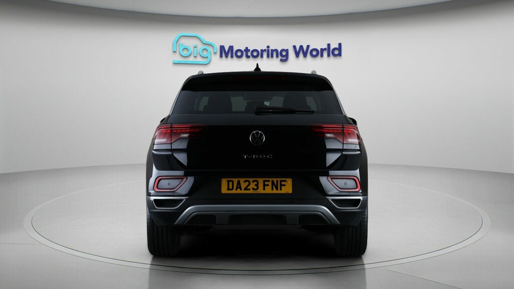 Volkswagen T-Roc Style Black #6