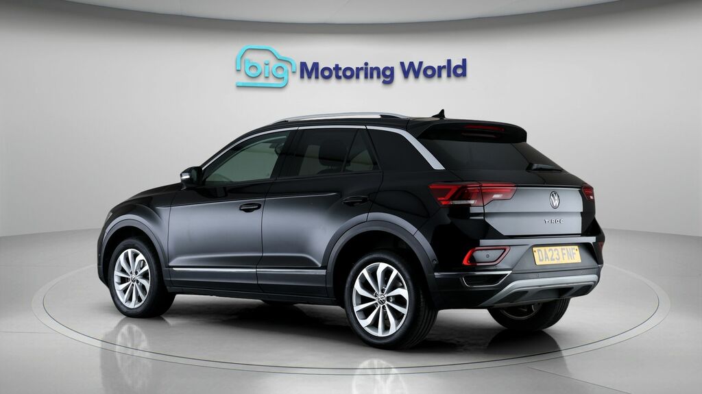 Volkswagen T-Roc Style Black #5