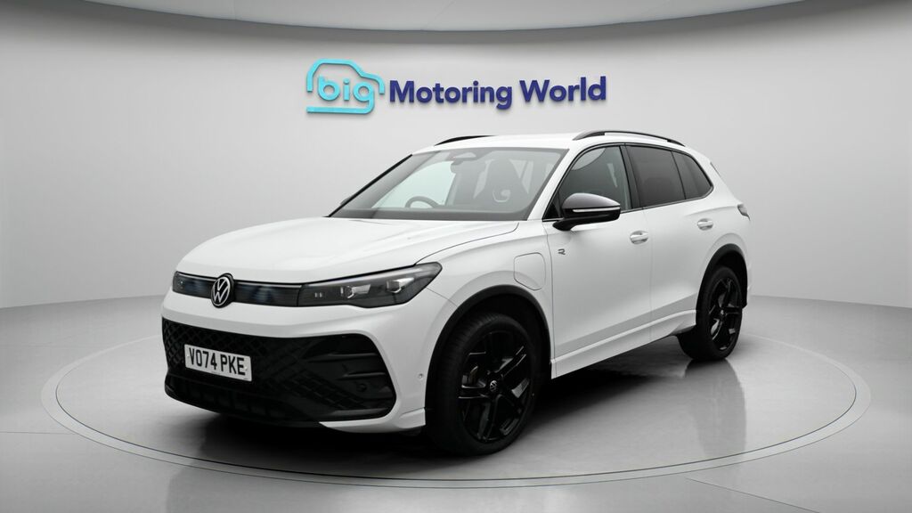 Volkswagen Tiguan R-line VO74PKE White #3