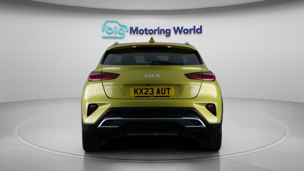 Kia Xceed 3 Yellow #6