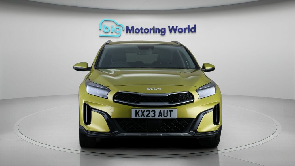 Kia Xceed 3 Yellow #2