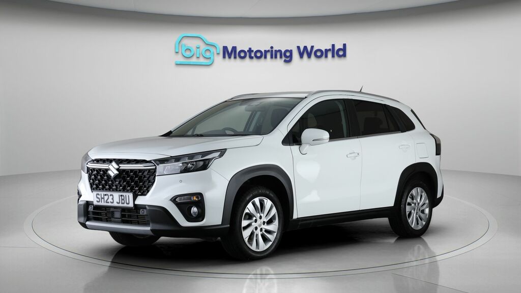 Suzuki S Cross Motion White #3