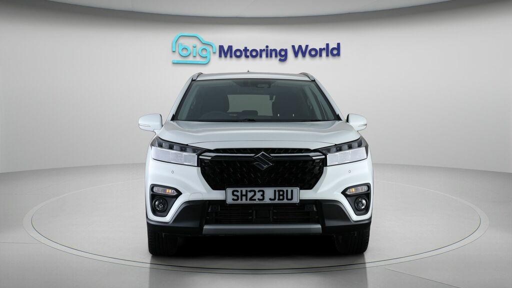 Suzuki S Cross Motion White #2