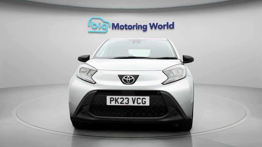 Toyota Aygo X Pure Silver #2