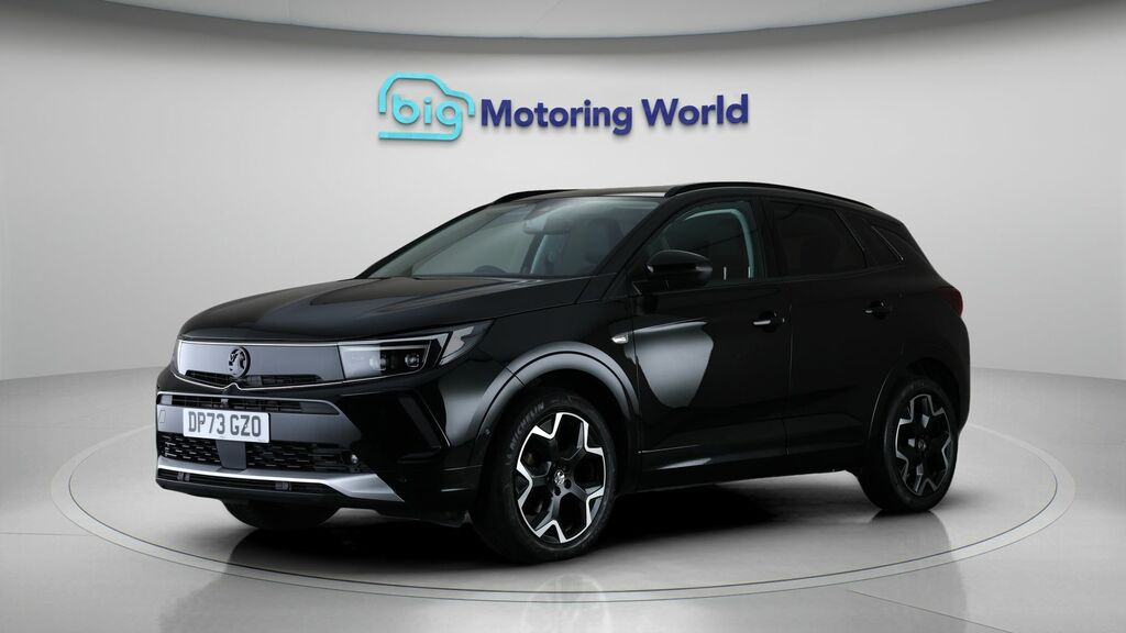 Vauxhall Grandland Ultimate Black #3
