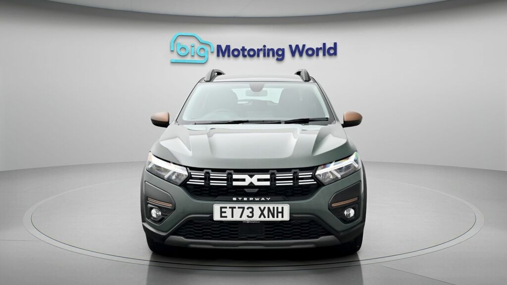 Dacia Sandero Stepway Extreme ET73XNH Green #2