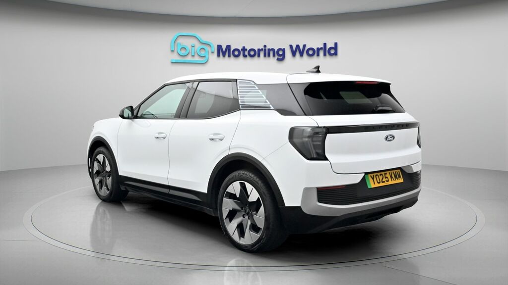 Ford Explorer Premium YO25KMM White #5