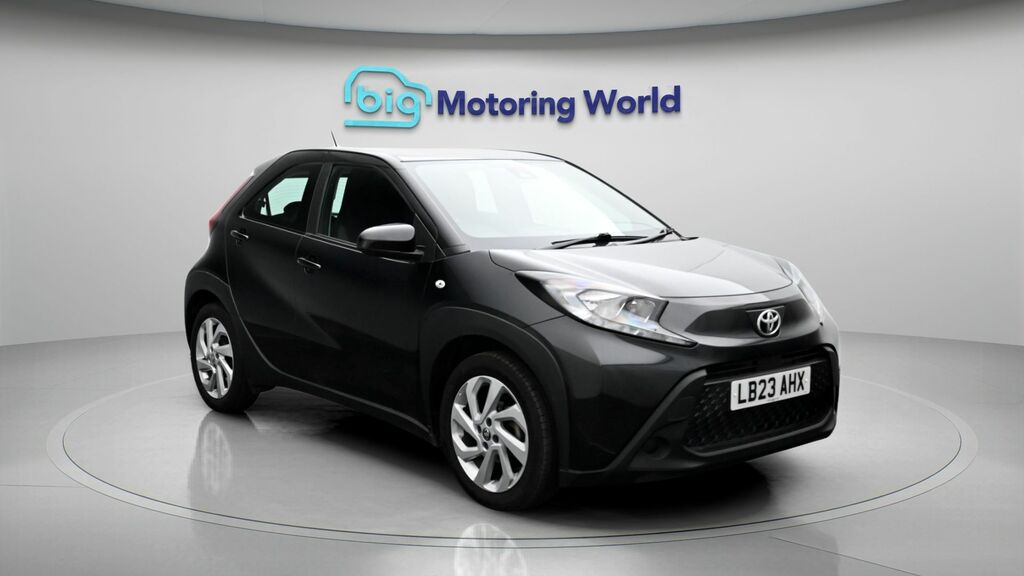 Toyota Aygo X Pure Black