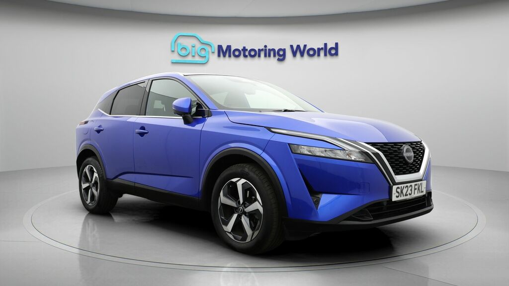 Nissan Qashqai N-connecta Blue