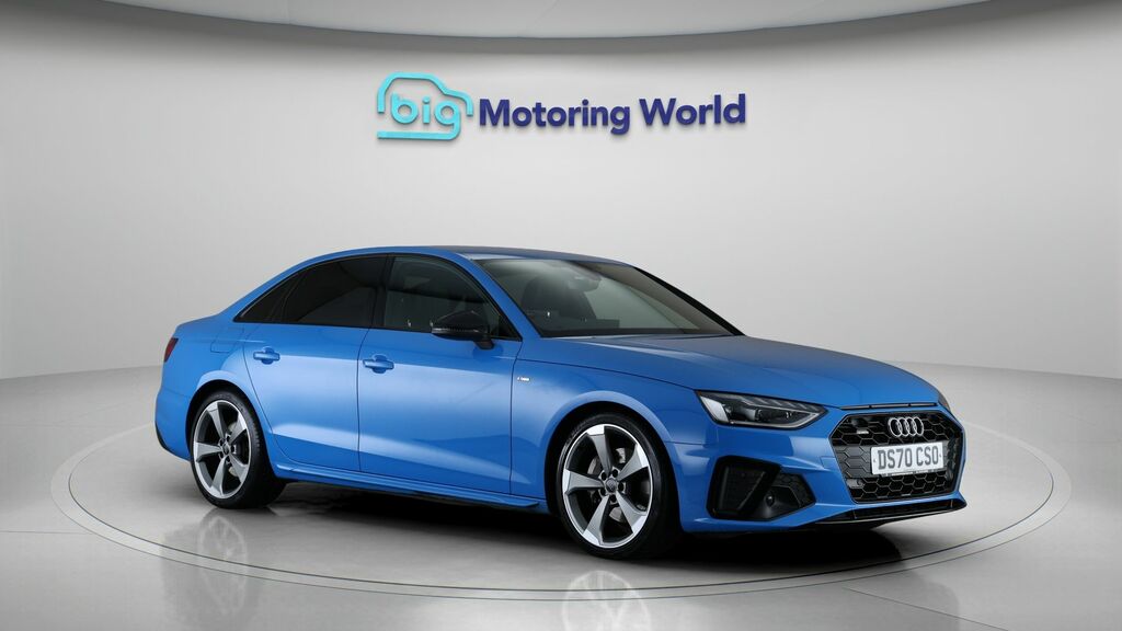 Audi A4 Black Edition Blue