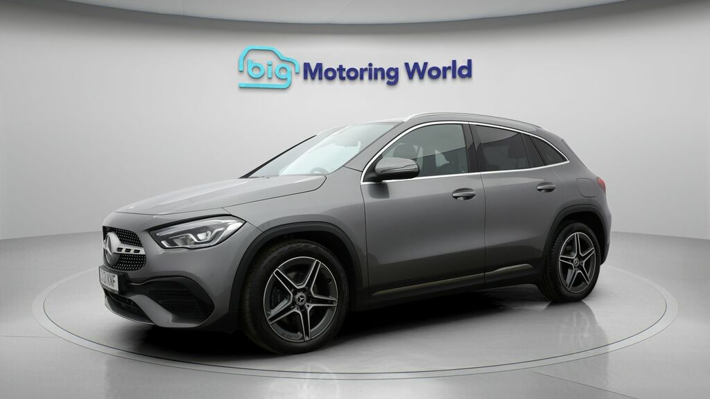 Mercedes-Benz GLA Class Amg Line CX21KNF Grey #3