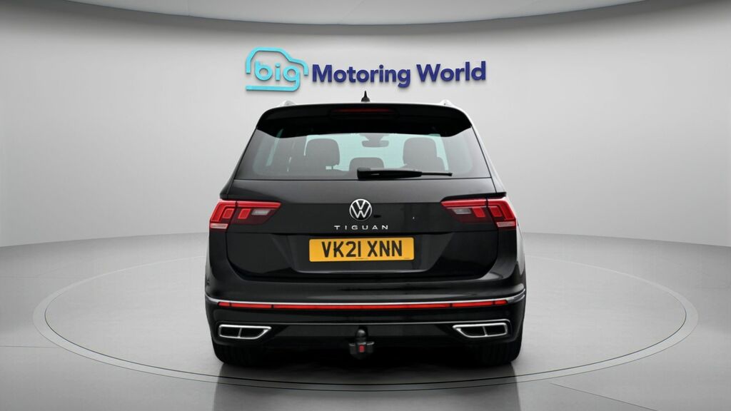 Volkswagen Tiguan R-line VK21XNN Black #6