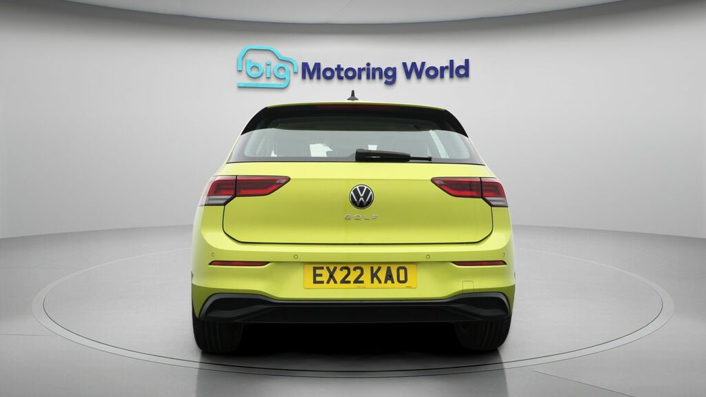 Volkswagen Golf Life Yellow #6