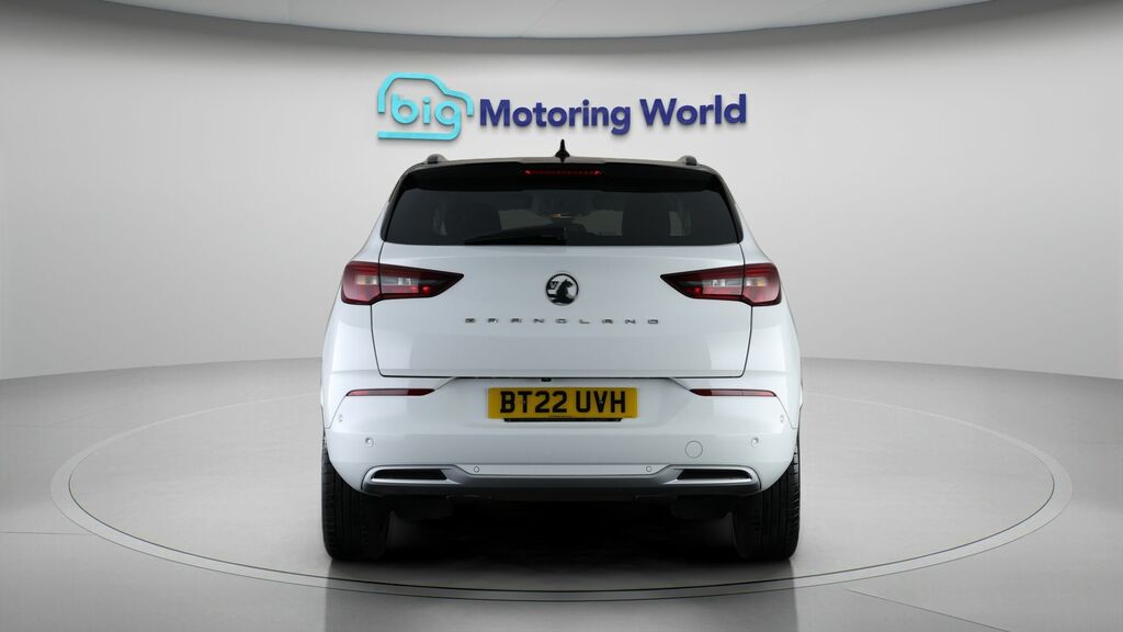 Vauxhall Grandland Elite White #6