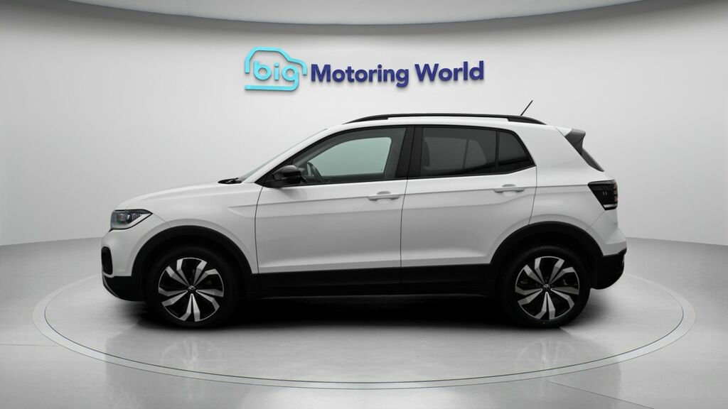 Volkswagen T-Cross Black Edition RV23WBX White #4