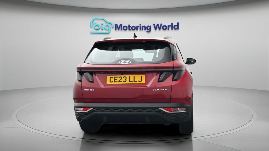 Hyundai Tucson Se Connect CE23LLJ Red #6