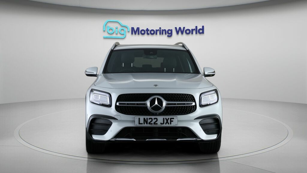 Mercedes-Benz GLB Class Amg Line LN22JXF White #2