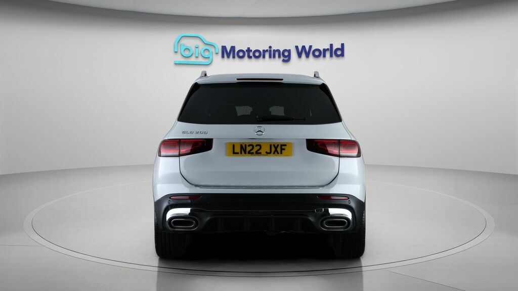 Mercedes-Benz GLB Class Amg Line LN22JXF White #6