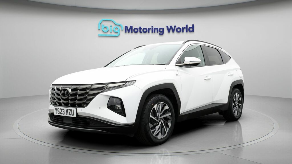 Hyundai Tucson Premium YS23MZU White #3