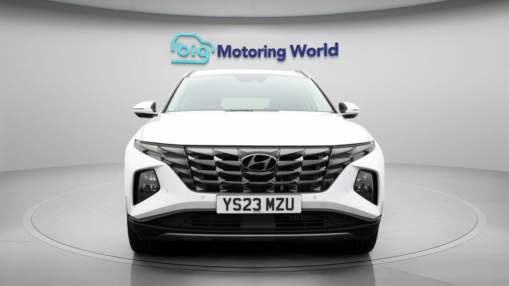 Hyundai Tucson Premium YS23MZU White #2