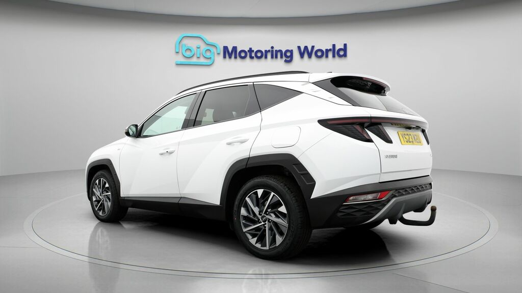 Hyundai Tucson Premium YS23MZU White #5