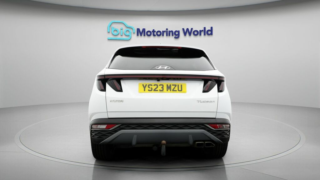 Hyundai Tucson Premium YS23MZU White #6