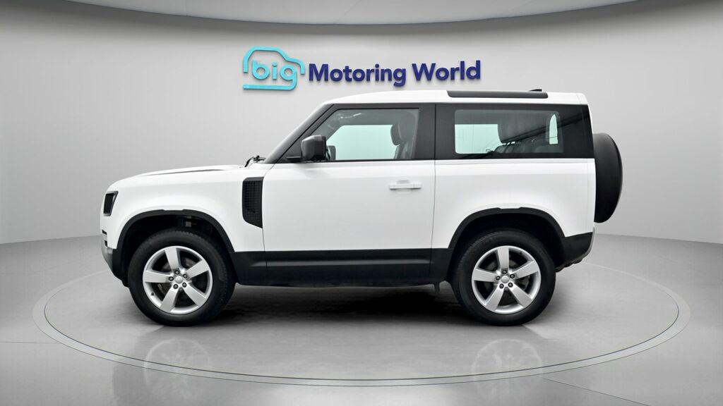 Land Rover Defender 90 Hse White #4