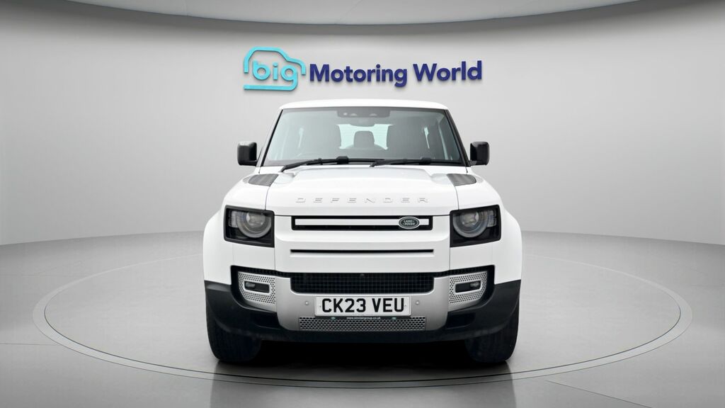 Land Rover Defender 90 Hse White #2